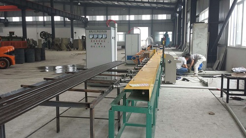 中頻/超音頻感應加熱設備http://www.gp94.cn/